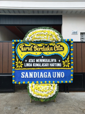 Papan Bunga Duka di Padang Matinggi
